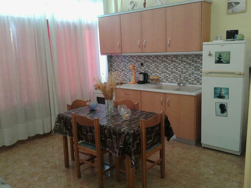 Gatos Apartment Skála Marión Esterno foto