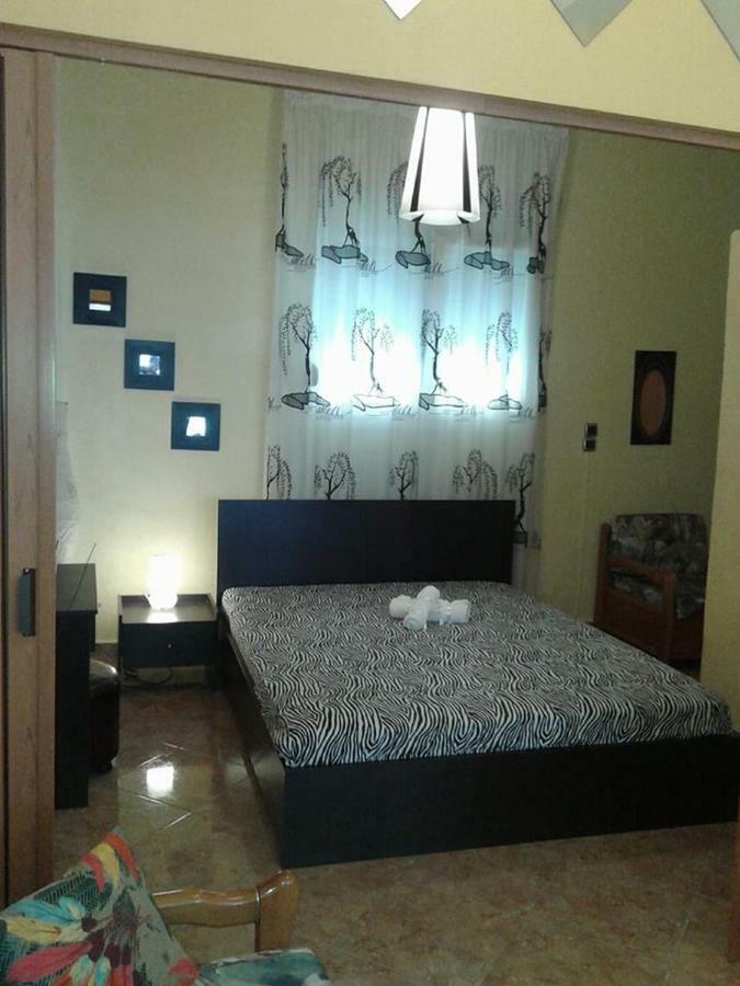 Gatos Apartment Skála Marión Esterno foto